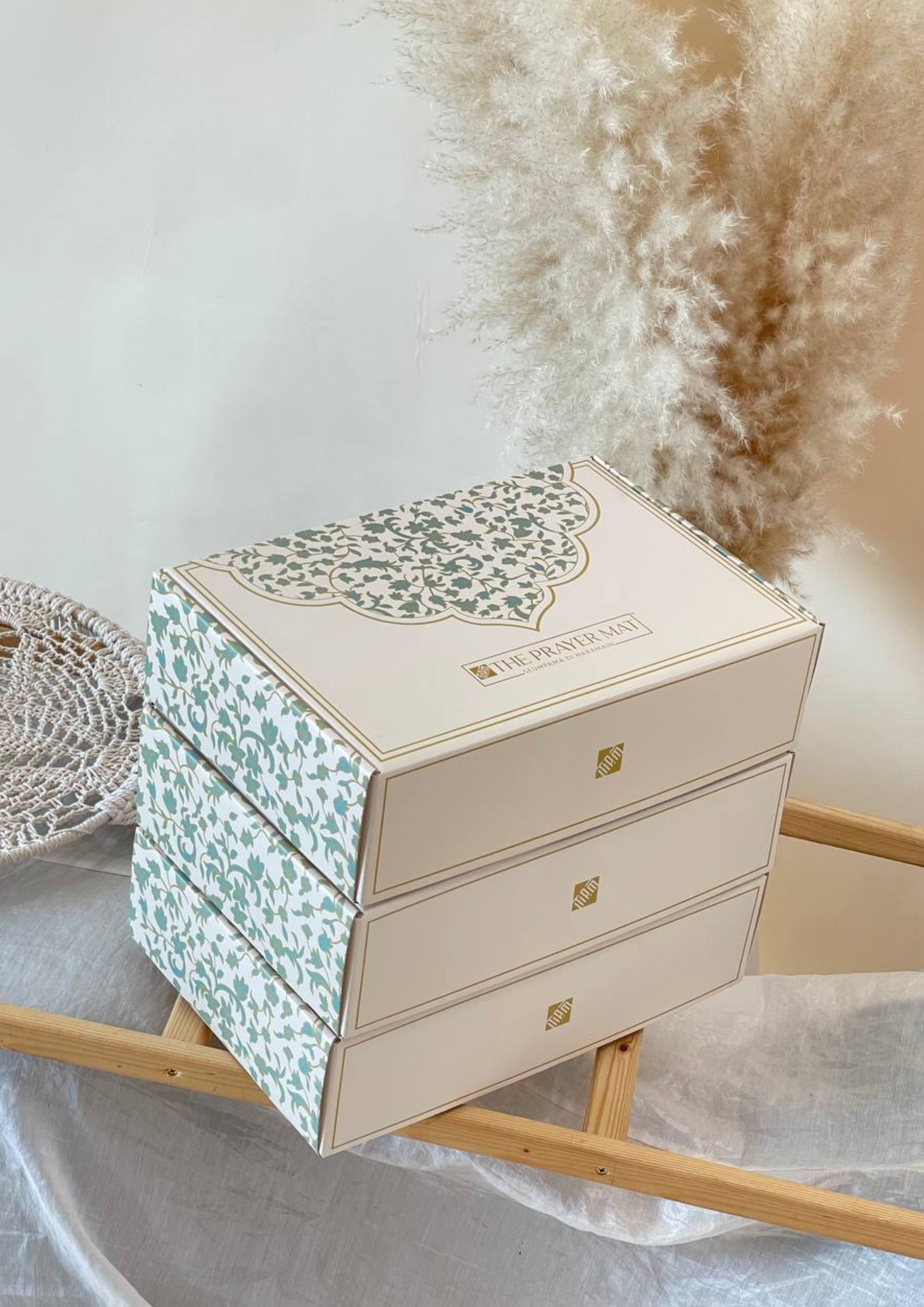 The Raudhah Collection E-Flute Box