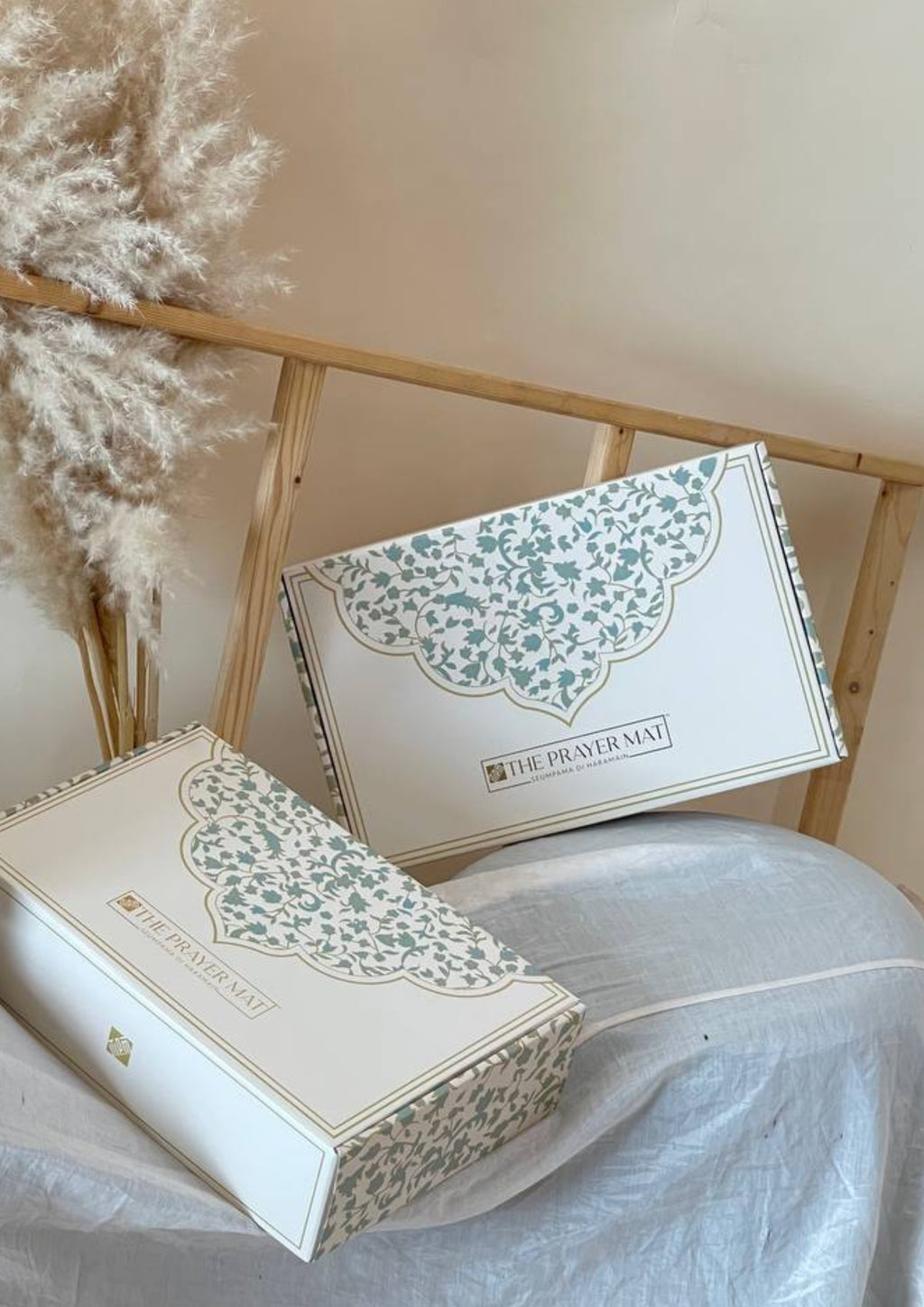 The Raudhah Collection E-Flute Box